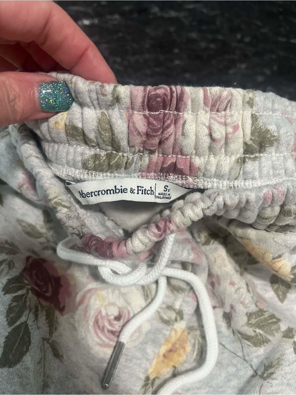 Abercrombie & Fitch High Rise Sunday Wide Leg Sweatpant Light Gray Floral - Picture 3 of 3